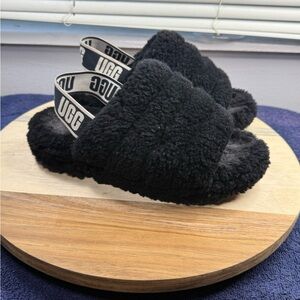 UGG Black Fluffy Slide Sandals with Logo Strap (Women’s 8)